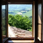 Casa de Campo Ca' Vernaccia Urbino