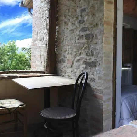 Country House Ca' Vernaccia Urbino